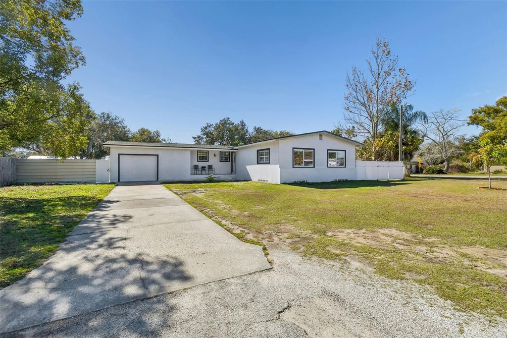 2109 OAKLAND DRIVE, Brandon, FL 33510
