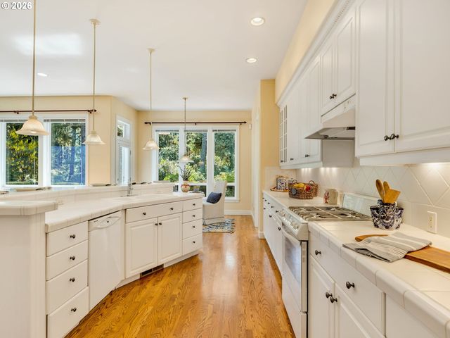 2656 PINE RIDGE Dr, Gearhart, OR 97138