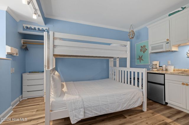 602 W Fort Macon Road 115, Atlantic Beach, NC 28512