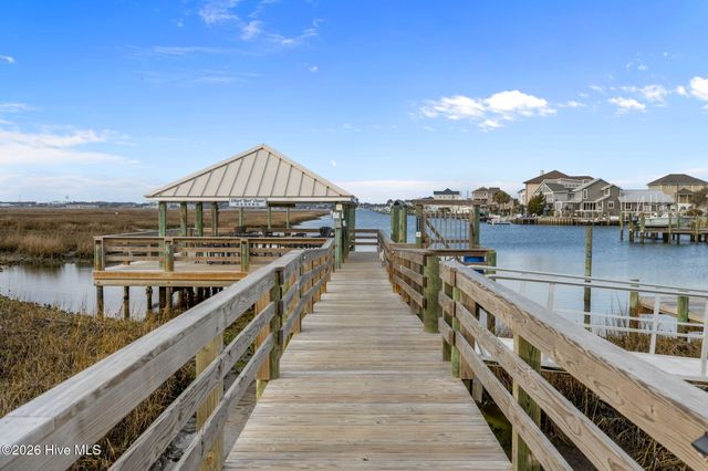 602 W Fort Macon Road 115, Atlantic Beach, NC 28512