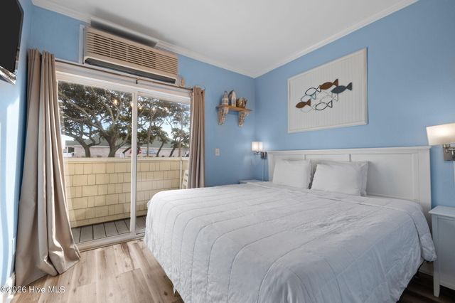 602 W Fort Macon Road 115, Atlantic Beach, NC 28512