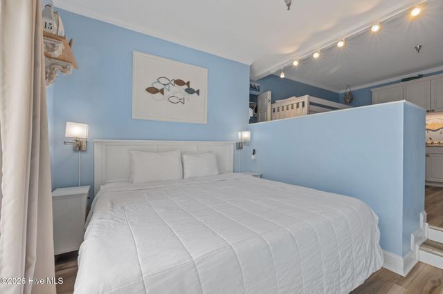 602 W Fort Macon Road 115, Atlantic Beach, NC 28512