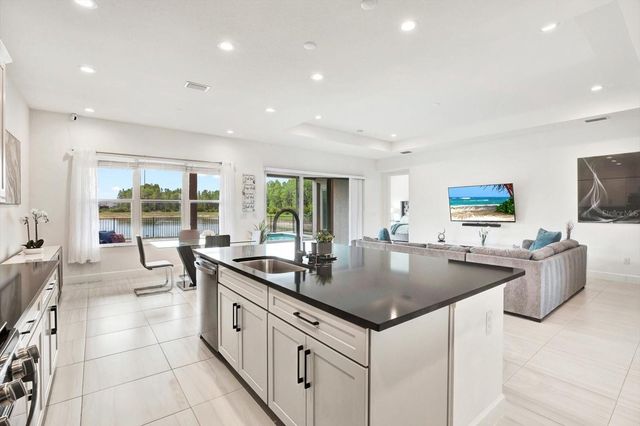 32179 LOGAN ELM TERRACE, Wesley Chapel, FL 33543