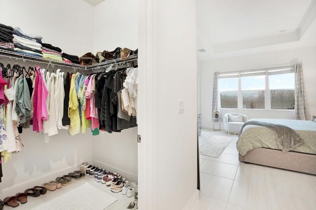 32179 LOGAN ELM TERRACE, Wesley Chapel, FL 33543