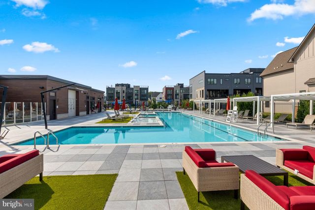9767 AZURE ALY, Bethesda, MD 20817