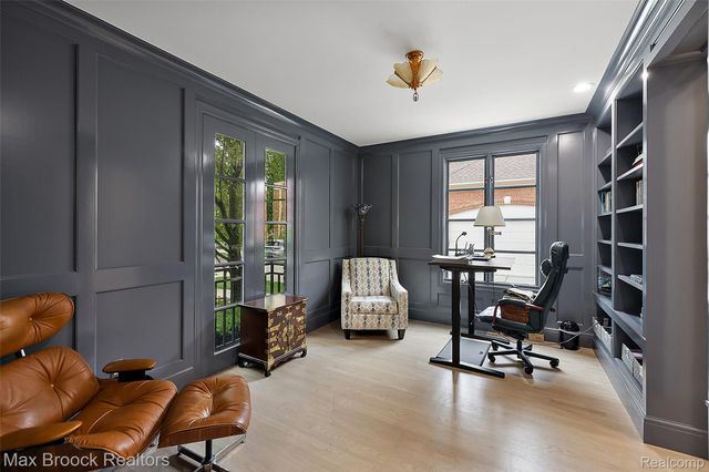 650 Hanna Street, Birmingham, MI 48009