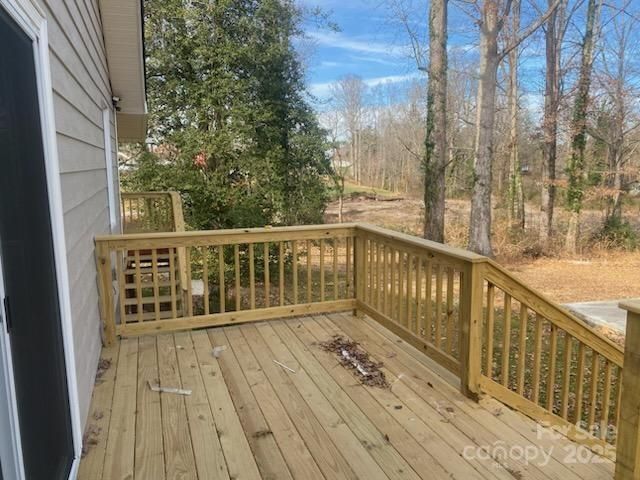 107 LR Smith Avenue, Hendersonville, NC 28791