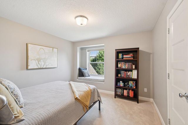 9850 Rainier Court, Eden Prairie, MN 55347