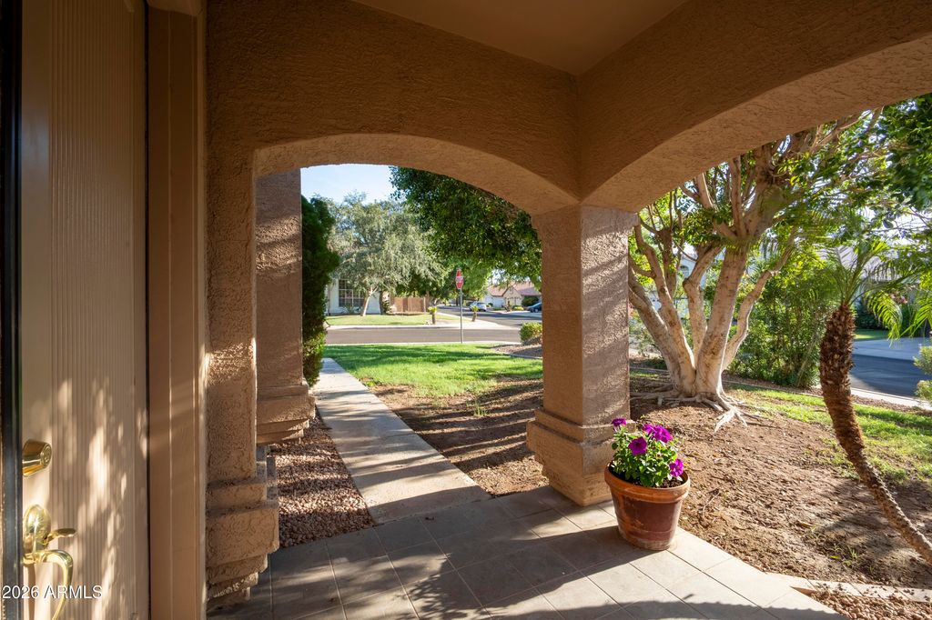 1424 E HORSESHOE Avenue, Gilbert, AZ 85296 — photo 4