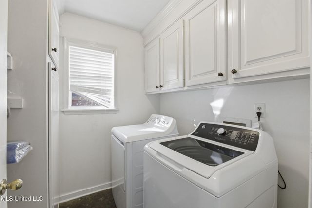 1022 N Azalea Drive, Madison, MS 39110