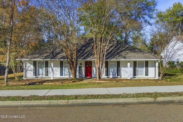 1022 N Azalea Drive, Madison, MS 39110
