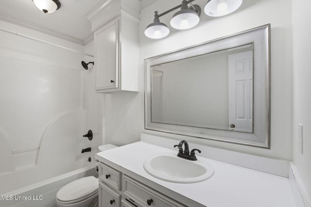 1022 N Azalea Drive, Madison, MS 39110