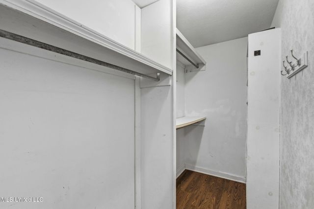 1022 N Azalea Drive, Madison, MS 39110