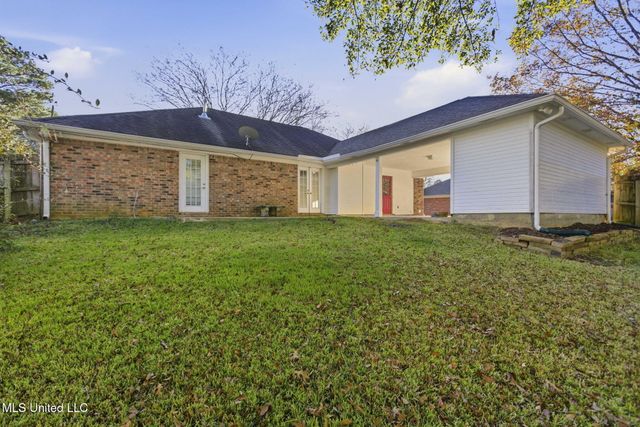 1022 N Azalea Drive, Madison, MS 39110