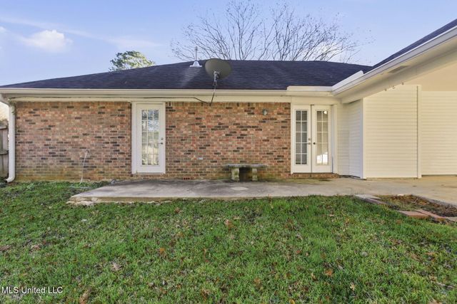 1022 N Azalea Drive, Madison, MS 39110
