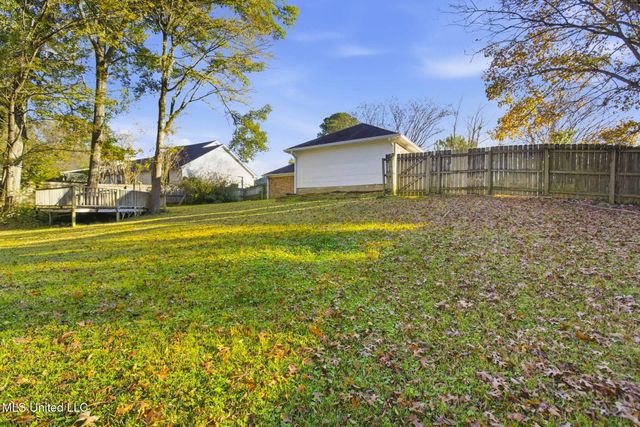 1022 N Azalea Drive, Madison, MS 39110