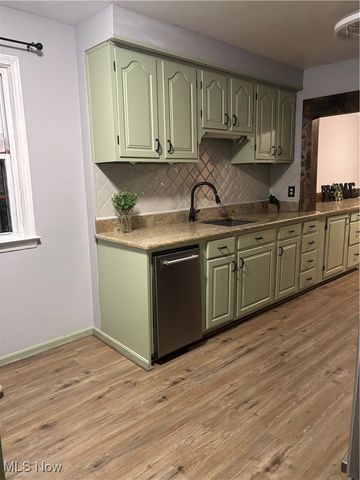 803 Substation Road, Brunswick Hills, OH 44212