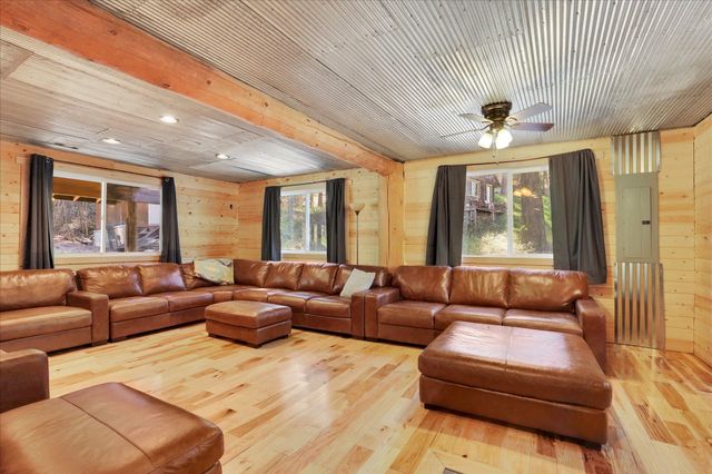 5882 Carey Rd, Tumtum, WA 99034