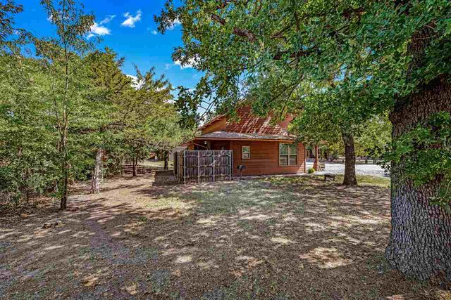 501 NW Eagles Landing Place, Medicine Park, OK 73557