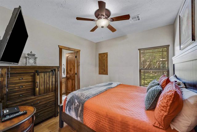 501 NW Eagles Landing Place, Medicine Park, OK 73557