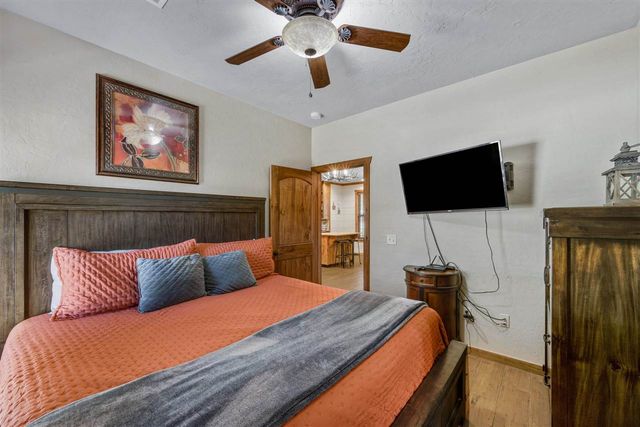 501 NW Eagles Landing Place, Medicine Park, OK 73557