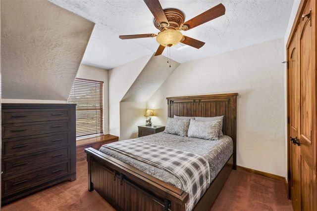 501 NW Eagles Landing Place, Medicine Park, OK 73557