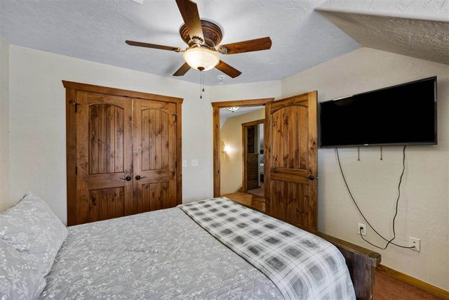 501 NW Eagles Landing Place, Medicine Park, OK 73557