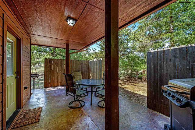 501 NW Eagles Landing Place, Medicine Park, OK 73557