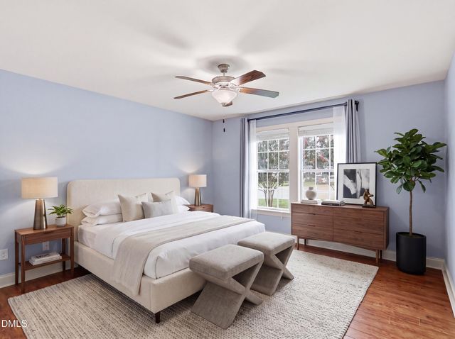 35 Hadleigh Way, Fuquay Varina, NC 27526