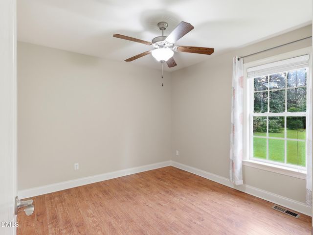 35 Hadleigh Way, Fuquay Varina, NC 27526