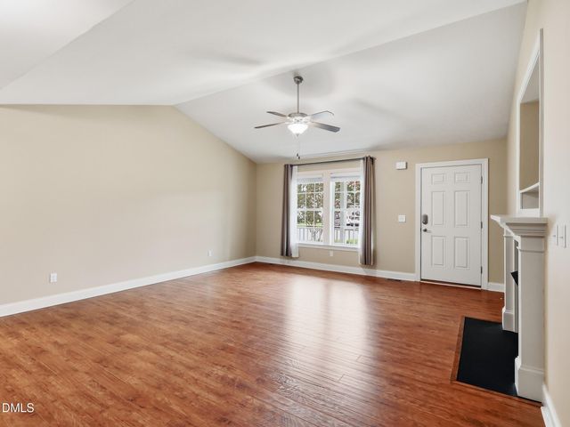 35 Hadleigh Way, Fuquay Varina, NC 27526
