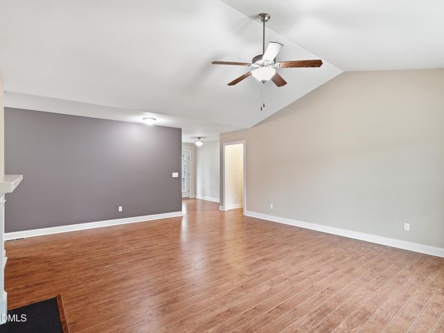 35 Hadleigh Way, Fuquay Varina, NC 27526