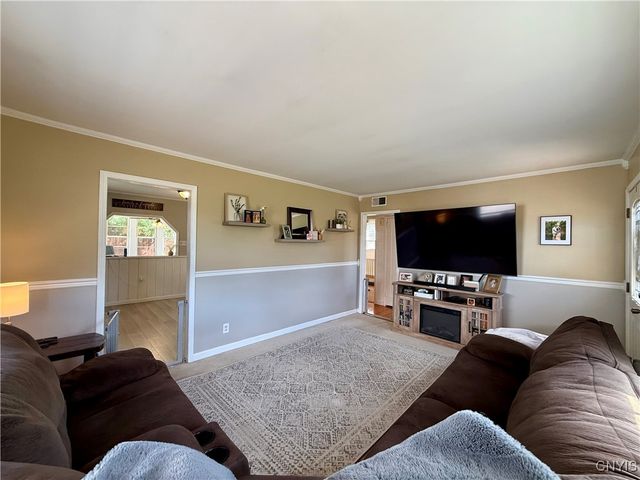 611 Oakwood Street, Rome, NY 13440