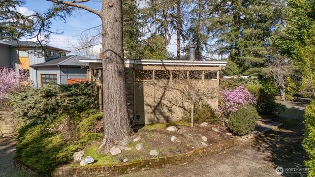 2309 123rd Place SE, Bellevue, WA 98005