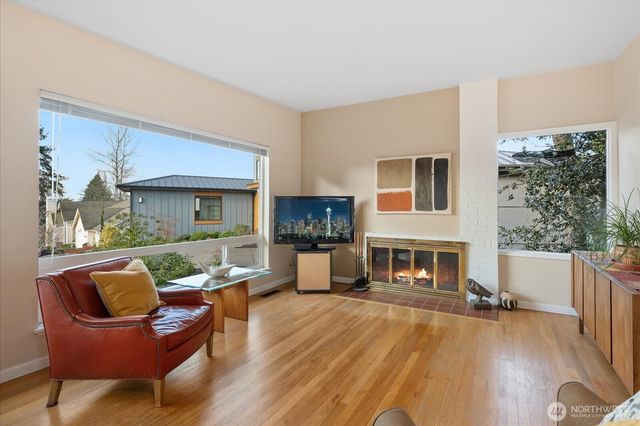 2309 123rd Place SE, Bellevue, WA 98005