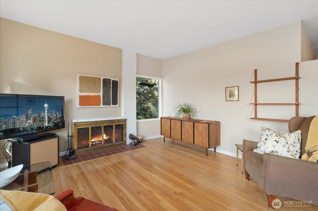 2309 123rd Place SE, Bellevue, WA 98005