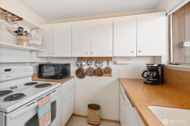 2309 123rd Place SE, Bellevue, WA 98005