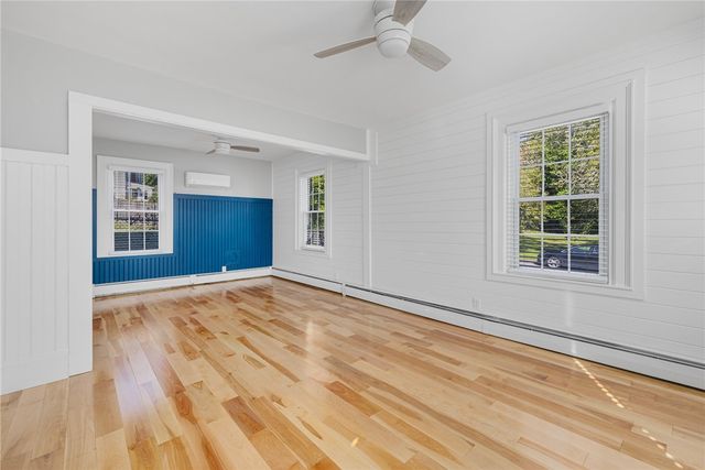 24 Lincoln Avenue Avenue, Coventry, RI 02816