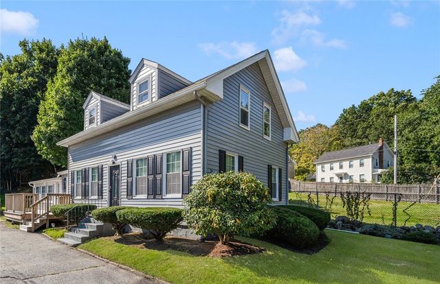 24 Lincoln Avenue Avenue, Coventry, RI 02816