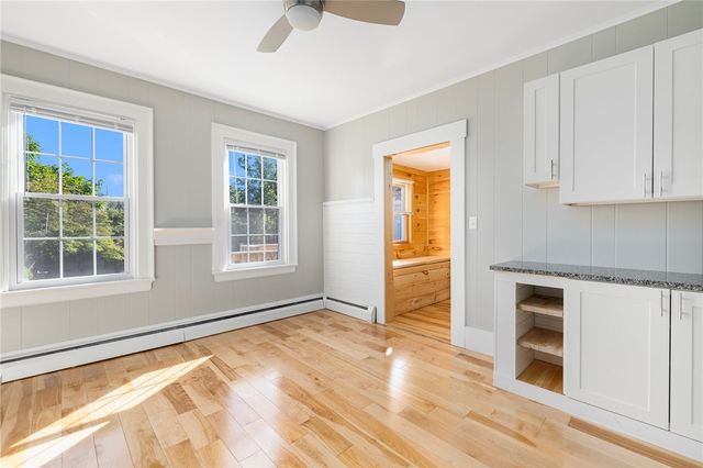 24 Lincoln Avenue Avenue, Coventry, RI 02816