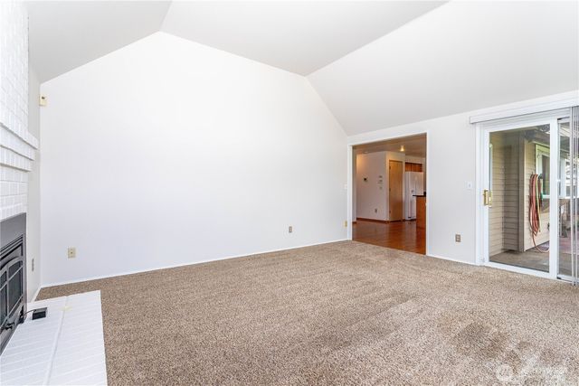 20830 103rd Court SE, Kent, WA 98031