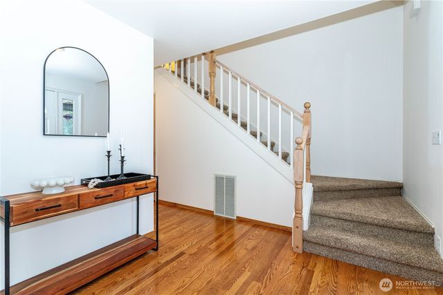 20830 103rd Court SE, Kent, WA 98031