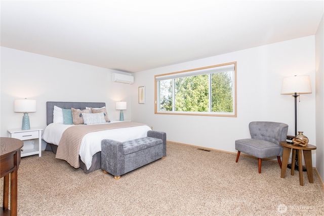 20830 103rd Court SE, Kent, WA 98031
