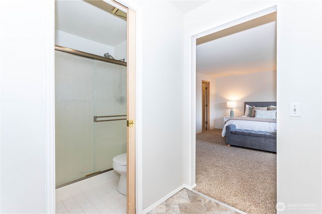 20830 103rd Court SE, Kent, WA 98031