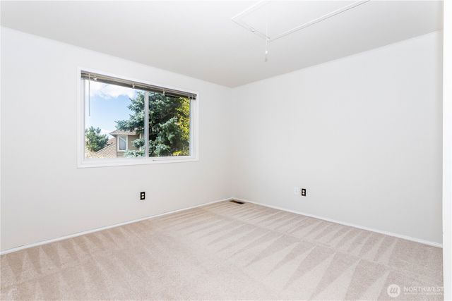 20830 103rd Court SE, Kent, WA 98031