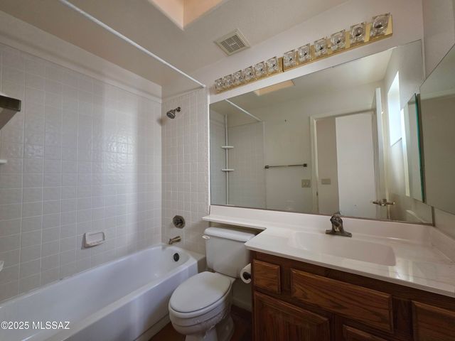 38015 S Samaniego Drive, Tucson, AZ 85739