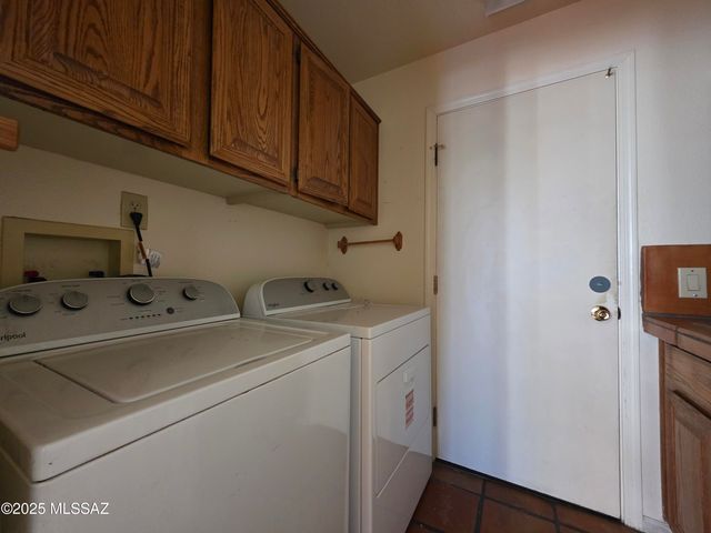 38015 S Samaniego Drive, Tucson, AZ 85739