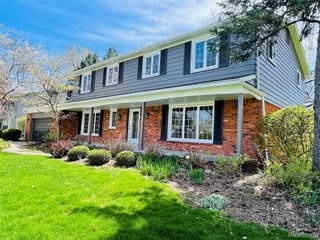 600 Sedgefield Drive, Bloomfield Hills, MI 48304