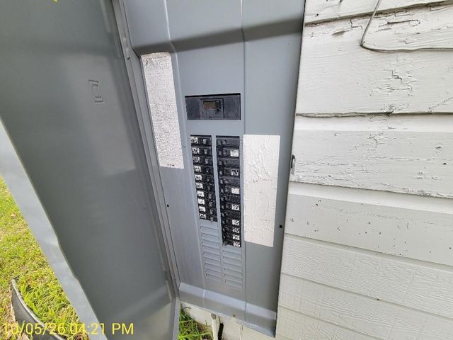 2309 Avenue F, Dickinson, TX 77539