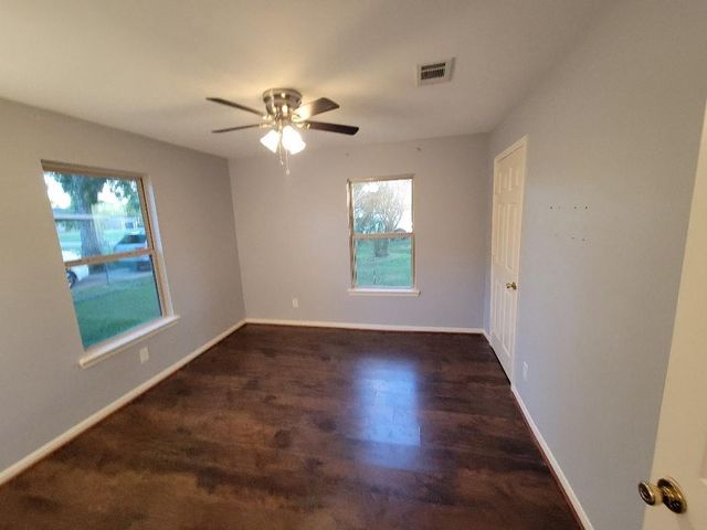 2309 Avenue F, Dickinson, TX 77539